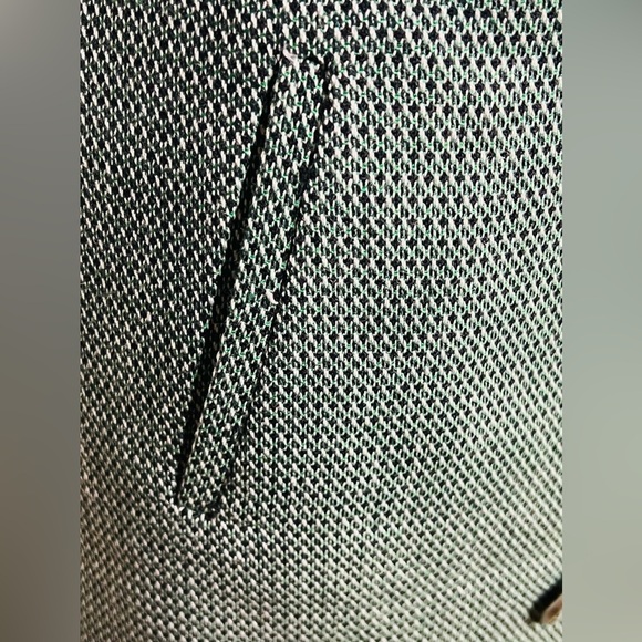 Ann Taylor Loft wool blend button front skirt. Green and black. Size 4 - Picture 2 of 6